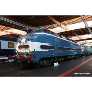 [HO] : Locomotive diesel CC 65000, livrée d'origine, SNCF, Ep. IV, Analogique - PIKO 97540