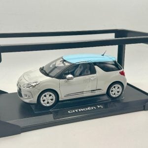 Véhicule [1:18] : Citroën DS3 blanche - NOREV 181540